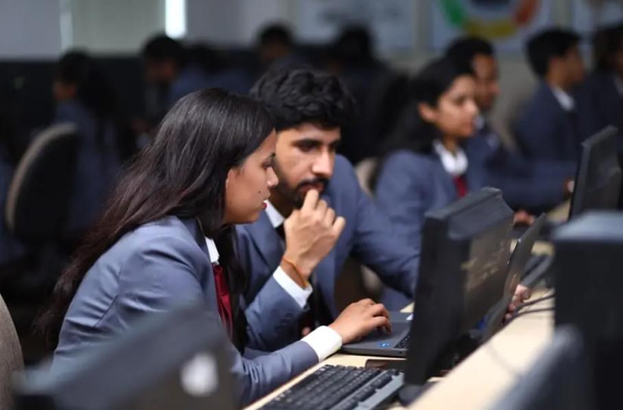 I Business Institute Greater Noida Computer Lab photo 2